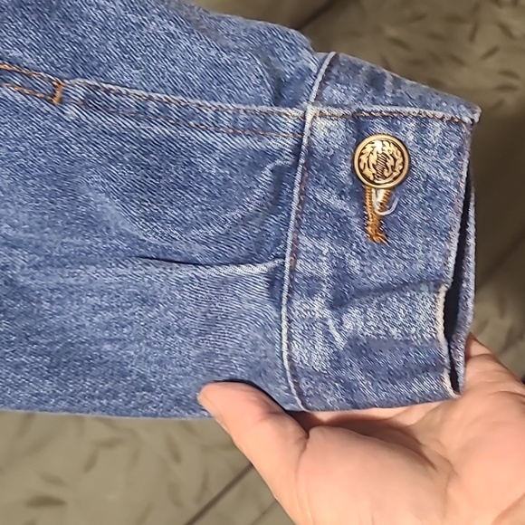 VANTAGE MEN'S COWBOY CUT WESTERN UNLINED DENIM JACKET - Picture 8 of 9